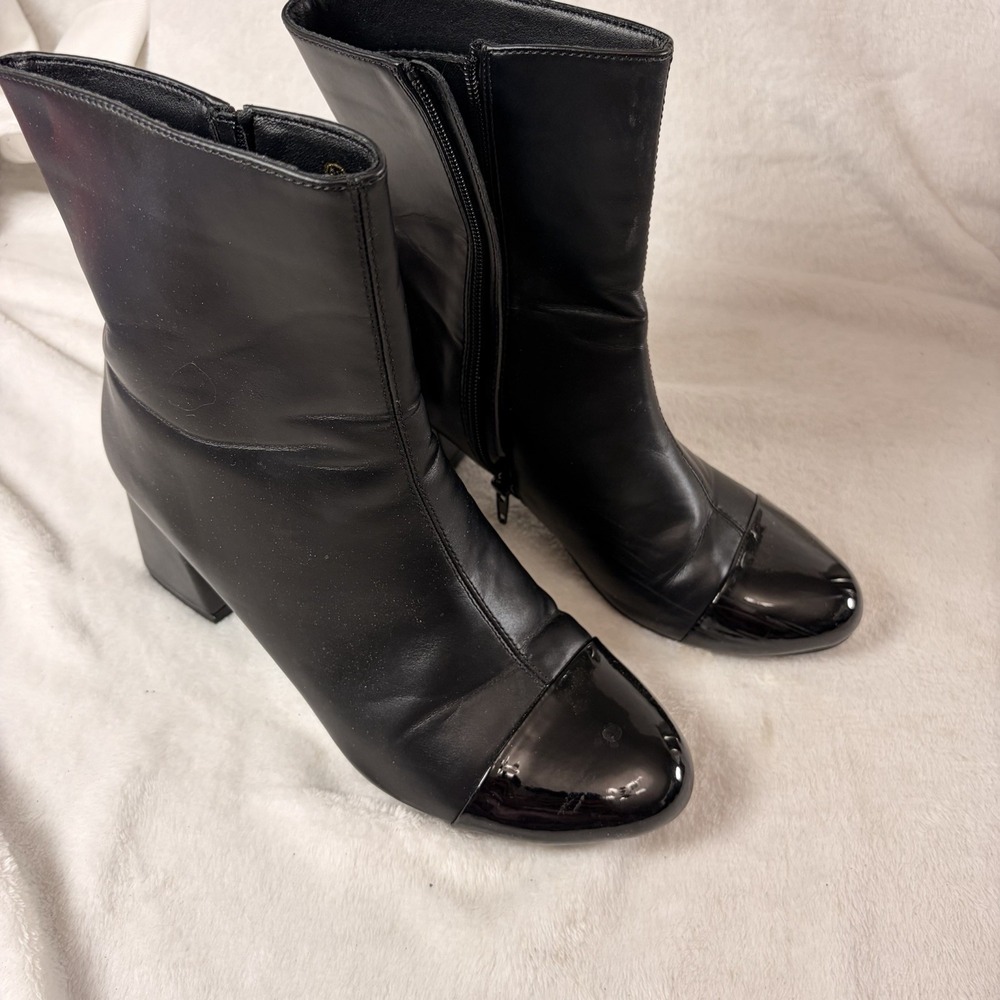 Black Two-Tone Cap‎ Toe Ankle Boots Block Heel 60s Mod Style 8.5 Business Casual
